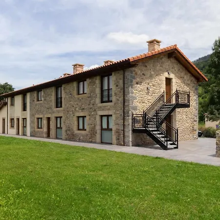 Complejo Rural El Cerradon Country house Alceda