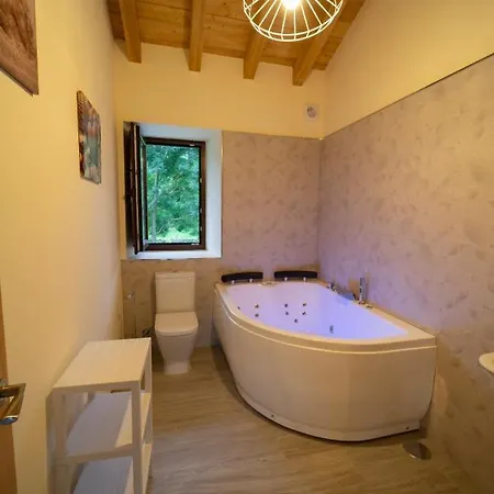 Complejo Rural El Cerradon * Alceda