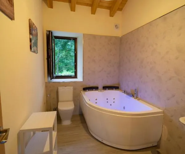 Complejo Rural El Cerradon * Alceda